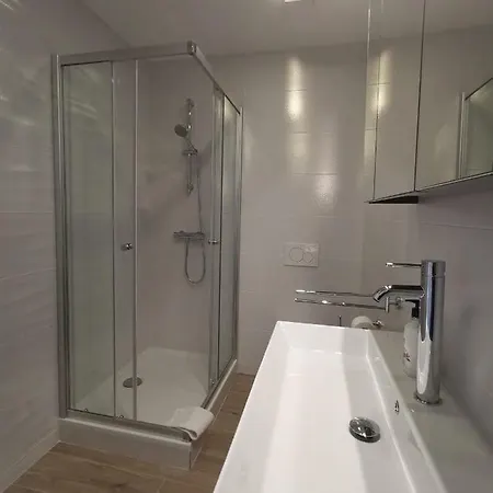 Tonkita With Jacuzzi *